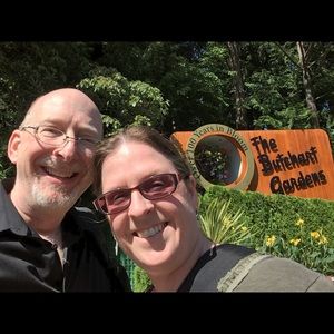 Meet your Posher, Julia